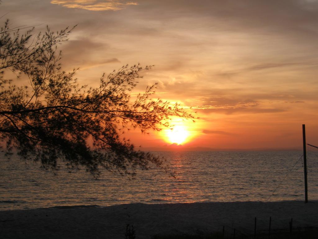 Coconutbeach Bungalows Derm Tkov Village Luaran gambar